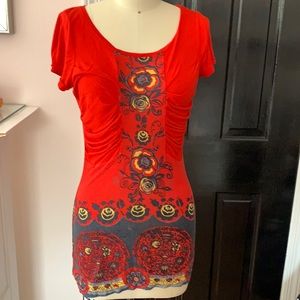 Free People smashing red top!